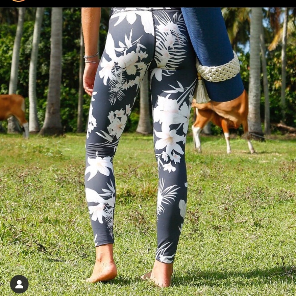 Kavala Collective Leggings